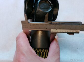 Poloosa s homokinetickym kloubem Zetor. - 5