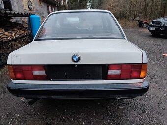 Bmw e30 316i coupe - 5