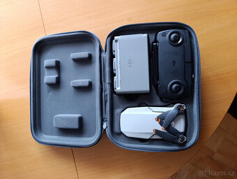 Prodám dron DJI mini se Fly More Combo - 5