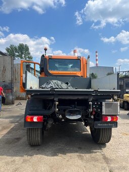 Mercedes Unimog 423. Zimní pracovní auto - 5