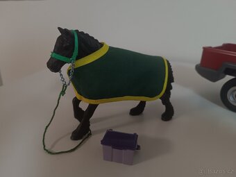 Schleich auto přívoz a kůň - 5