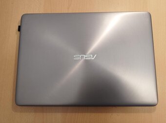 Asus Zenbook 14" - 5