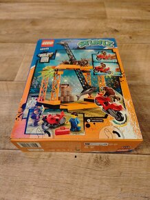 Nové LEGO 60342 Žraločí kaskadérská výzva - 5