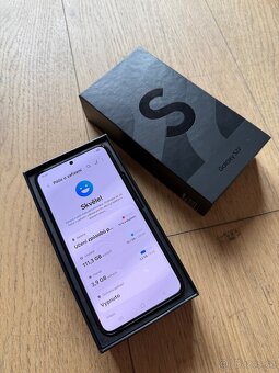 Samsung Galaxy S22 128GB cerný - 5