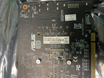 ASUS RX460 STRIX 4GB OC - 5