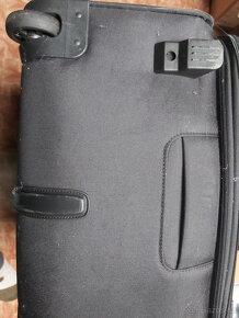 Prodám málo používaný velký textilní černý kufr Samsonite - 5