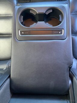 Mazda 6 2,5l 2017 benzin 141kW bouraná strana řičíce. - 5