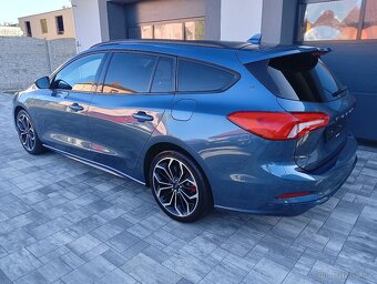 Ford Focus 1.5i Ecoboost ST-Line - 5