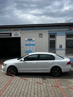 Skoda superb 2015 - 5