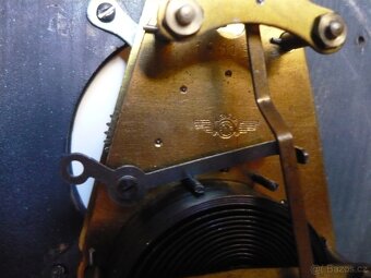 Mechanické hodiny Kienzle - 5