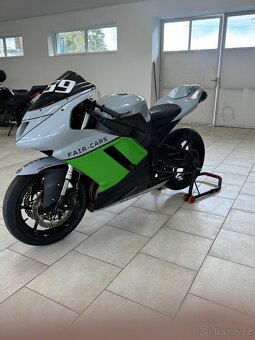 Kawasaki ZX-6R 2008 okruhovka - 5
