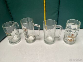 Sada pivních sklenic – 4 půllitry + 1× Staropramen (0,3 l) - 5