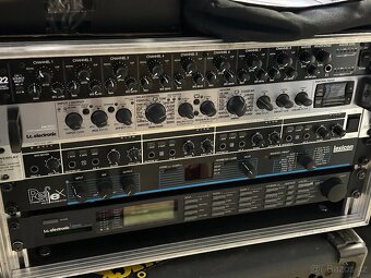 EV,RCF aktiv. reproboxy a Allen Heath dig. mixy atd - 5