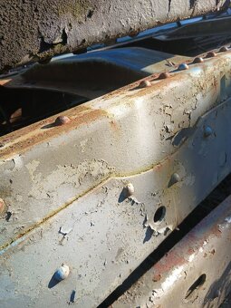 Praga V3S rám. Šasí. - 5