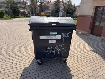 Plastový kontejner na odpad - 5