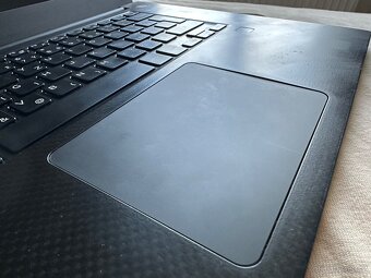 Dell XPS 15" 9560 - 5