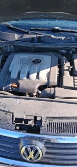VOLKSWAGEN PASSAT B6 - 5