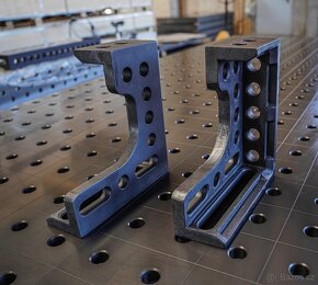 3D svařovací stůl, nové luxusní provedení, plátno 25mm - 5