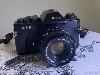 RICOH XR-8 + Rikenon XR 50mm f/2 - 5