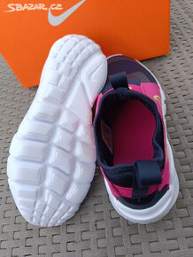 Nove dívčí nazouvaci boty NIKE vel. 34 a 35 - 5
