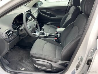 Hyundai i30 1.6 CRDI SMART ČR NOVÉ - 5
