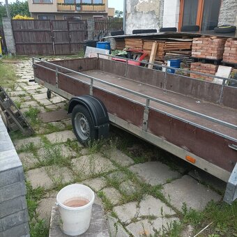 Přívěsný vozík  do 750 kg,  velká ložná plocha - 5