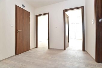 Pěkný nový byt 2+kk, balkon, parkování, sklep - 5