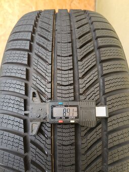 4Ks NOVE zimni 235/40/19 Continental - 5