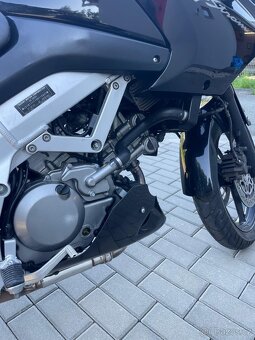 Suzuki DL V-Strom 650 - 5