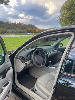 Mercedes-Benz e320 w211 - 5