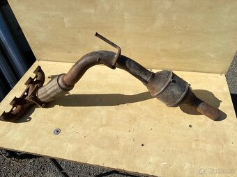 Výfukové svody, vlnovec a katalyzátor Škoda Felicia 1.9D - 5