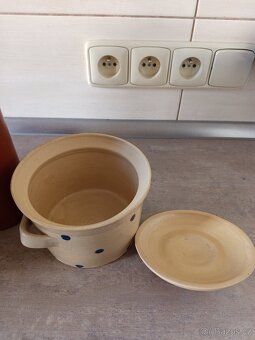 KAMENINOVÉ NÁDOBY - 5