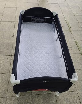 Cestovní postýlka - 5