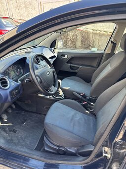 Ford Fiesta - 5