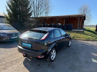 Ford Focus 1.8i - 5