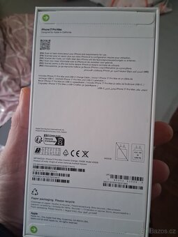 Prodám IPhone 17 Pro Max - 5