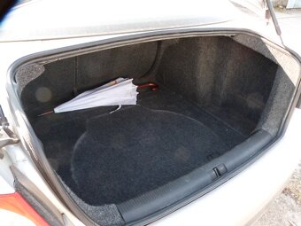 Volkswagen Jetta 1.9 tdi - 5