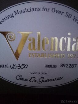 Predam guitalele Valencia JC350. - 5