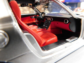 model auta Mercedes  SLS AMG  1:18 - 5