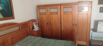 Prodám ložnici stáří cca 90 let - 5