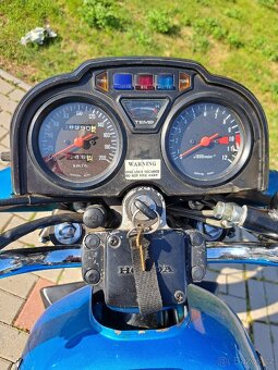 Honda CX 500 - 5