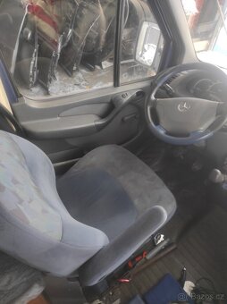Mercedes Benz Sprinter - 5