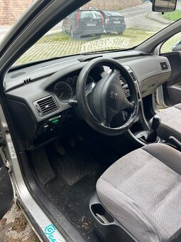 Peugeot 307, 2008 - 5