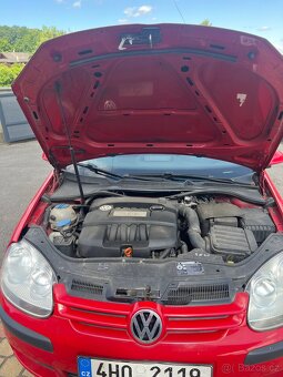 vw golf 1,6 75kw - 5