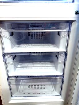 Nová lednice BEKO NeoFrost 203 cm, ZÁRUKA - 5