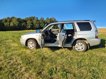 Subaru Forester SG 2.0i AWD 4x4 - 5