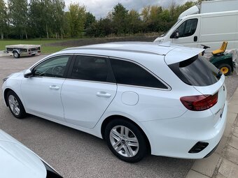 Kia Cee´d SW CD 1,6 CRDi 2020 Automat 1.majitel - 5