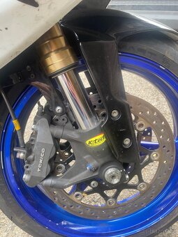 Suzuki gsxr 600 - 5