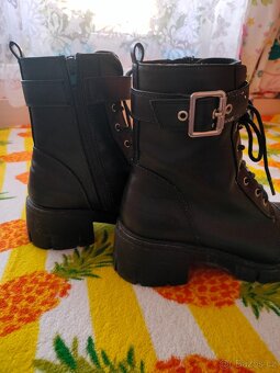 Dívčí podzimní kozačky - 5