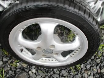 ALU kola PEUGEOT 6X16 ET22 s pneu 195/45/16 - 5